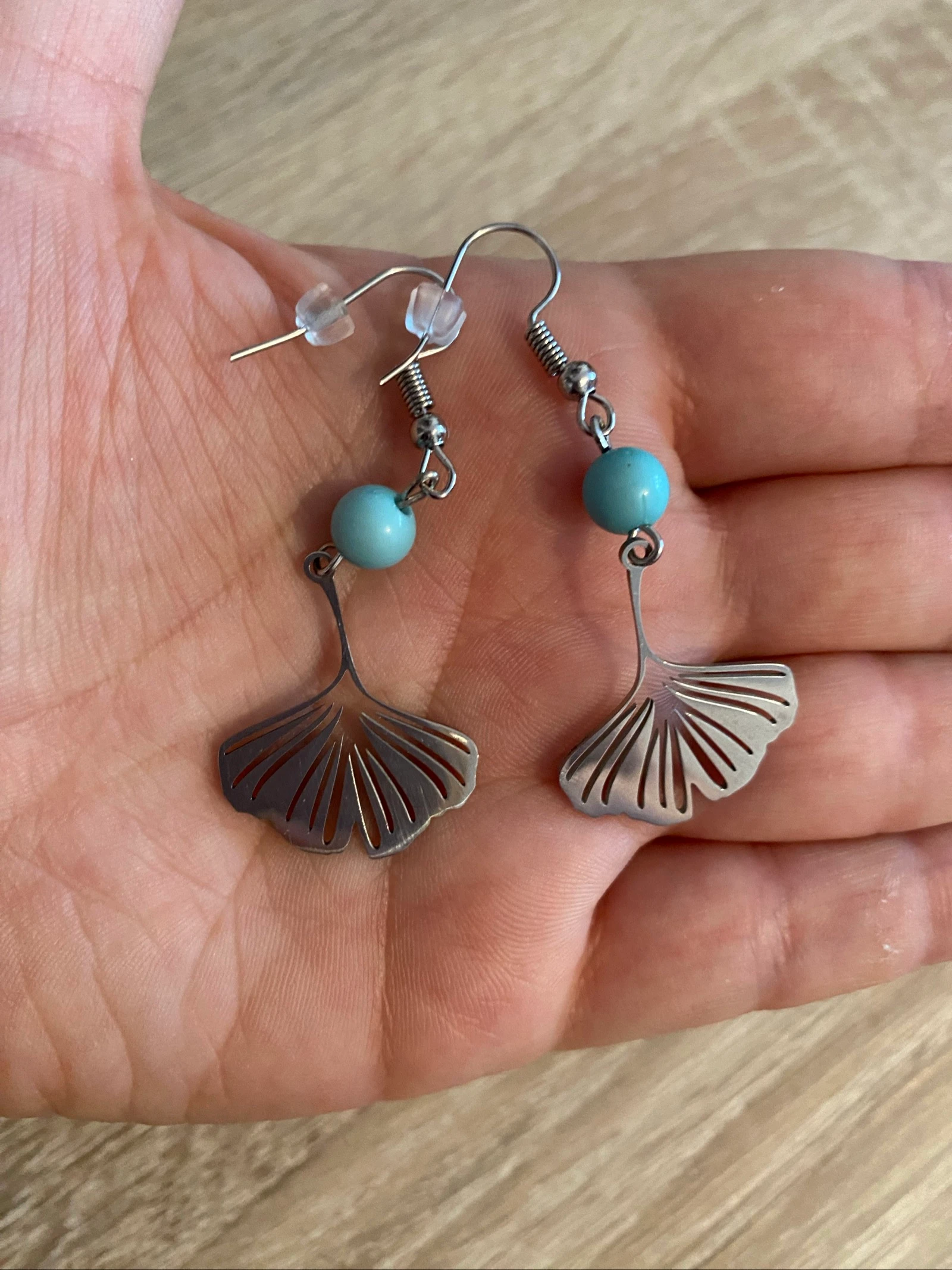 Pendientes pequeñas gingko plateadas efecto espejo – photo 3